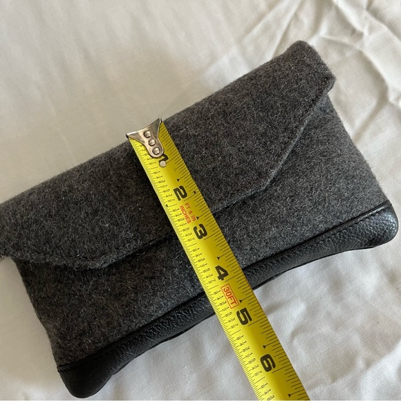 VTG L.L. Bean Small Wool Blend Leather Wristlet Purse Wallet Gray/Black EUC - Picture 10 of 12